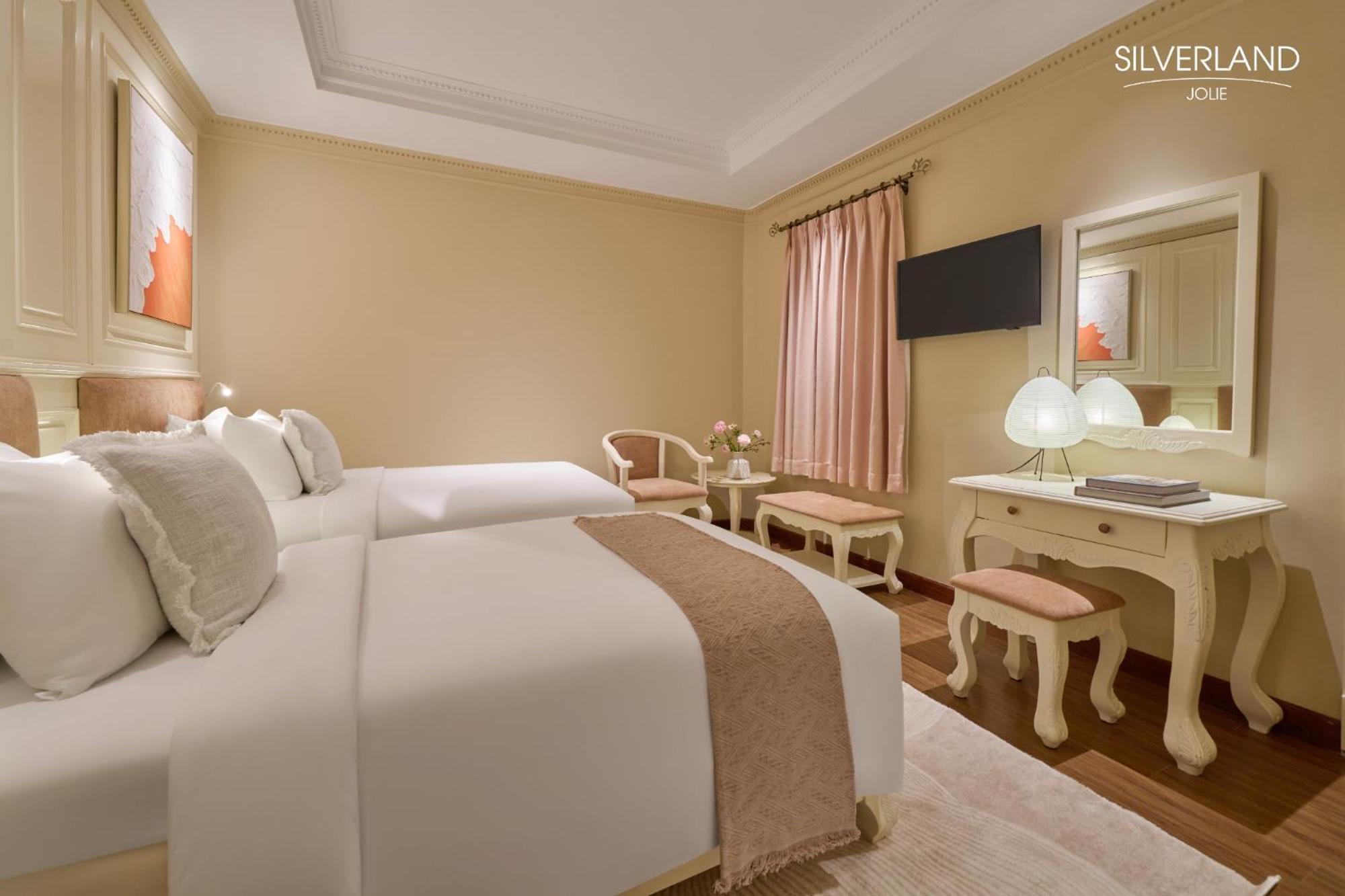Deluxe Double or Twin (with Afternoon tea) – No Window.,1742736775:JPEG